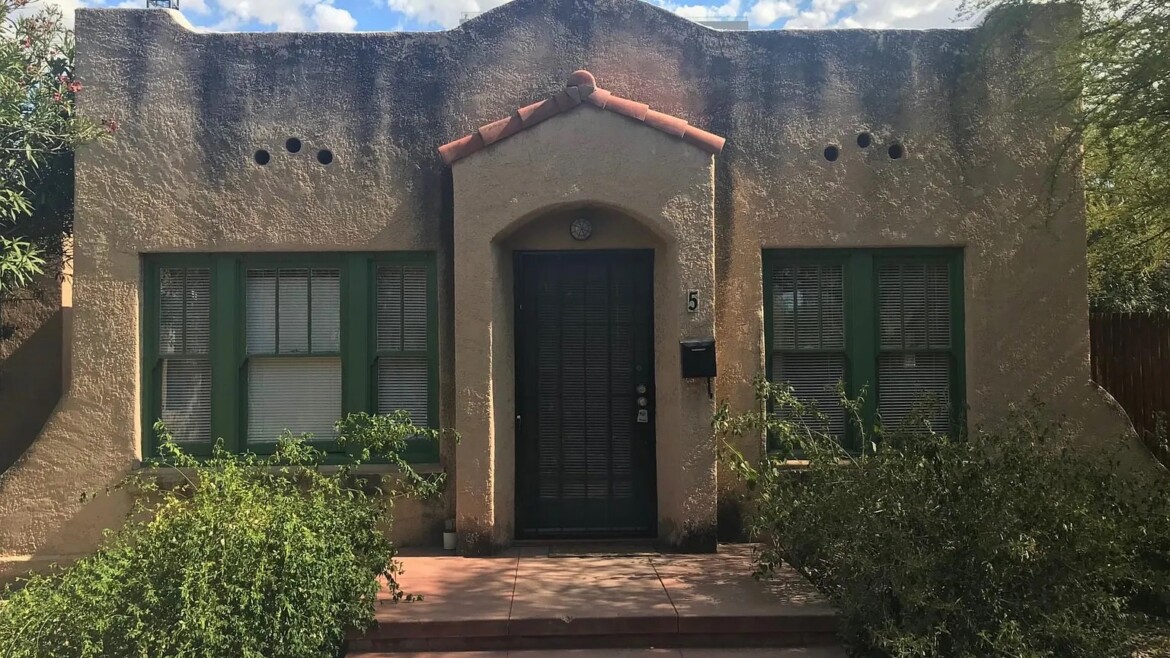 1128 N Tyndall Ave #5 Copy