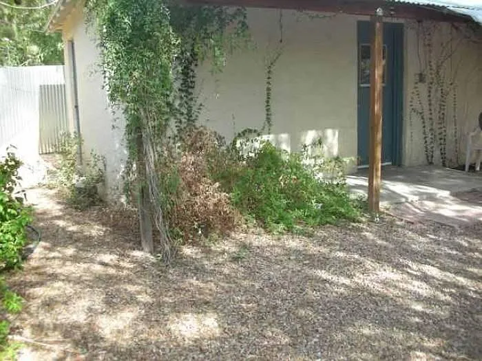 604 E University Blvd Guest House